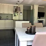 Palazzo By -unique Appartment- * De Haan
